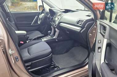 Внедорожник / Кроссовер Subaru Forester 2014 в 