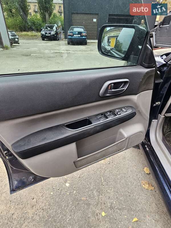 Внедорожник / Кроссовер Subaru Forester 2005 в Киеве