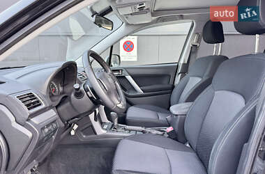 Внедорожник / Кроссовер Subaru Forester 2015 в 