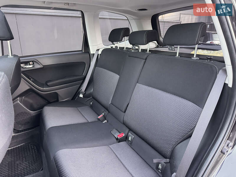 Позашляховик / Кросовер Subaru Forester 2015 в Києві фото 23 Позашляховик / Кросовер Subaru Forester 2015 в Києві