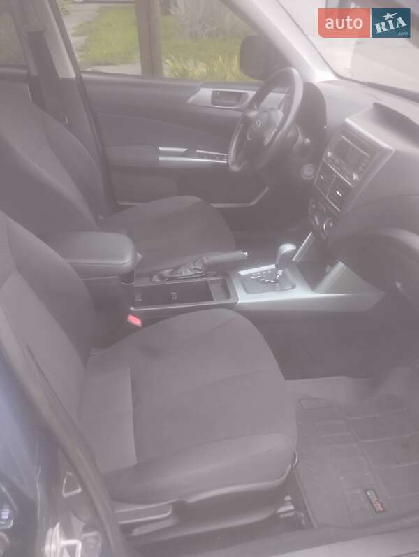 Внедорожник / Кроссовер Subaru Forester 2011 в Прилуках