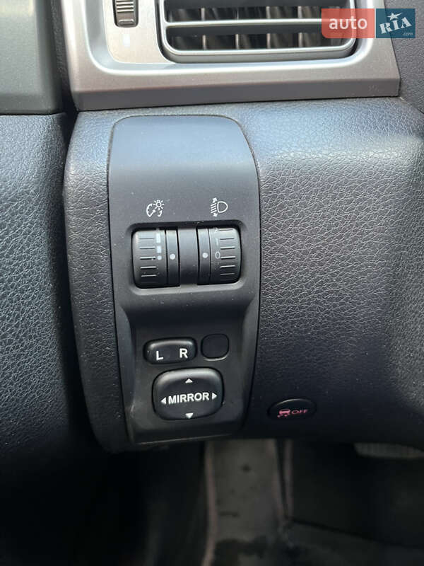 Позашляховик / Кросовер Subaru Forester 2008 в Києві