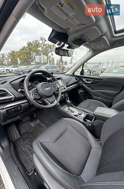 Внедорожник / Кроссовер Subaru Forester 2022 в 