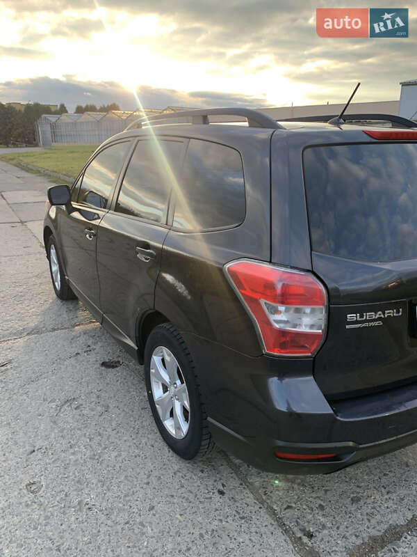 Внедорожник / Кроссовер Subaru Forester 2015 в Дрогобыче фото 6 Внедорожник / Кроссовер Subaru Forester 2015 в Дрогобыче