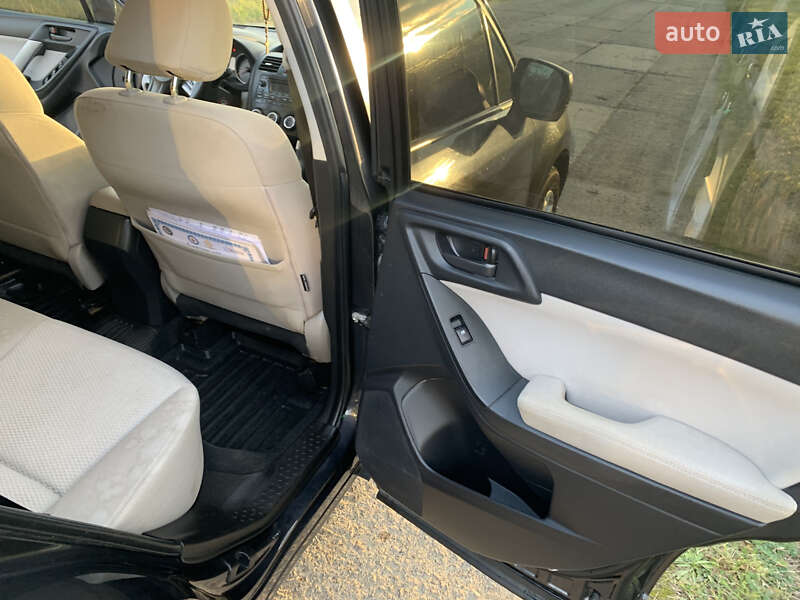 Внедорожник / Кроссовер Subaru Forester 2015 в Дрогобыче фото 12 Внедорожник / Кроссовер Subaru Forester 2015 в Дрогобыче