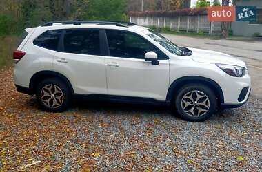 Внедорожник / Кроссовер Subaru Forester 2018 в Киеве