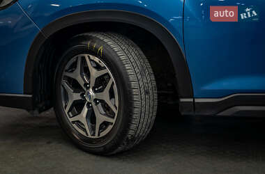 Внедорожник / Кроссовер Subaru Forester 2019 в 