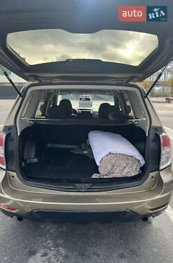Внедорожник / Кроссовер Subaru Forester 2008 в 