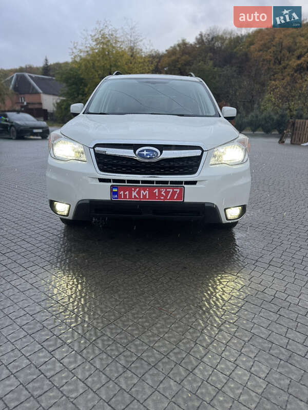 Внедорожник / Кроссовер Subaru Forester 2015 в Полтаве