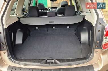 Позашляховик / Кросовер Subaru Forester 2014 в  фото 8 Позашляховик / Кросовер Subaru Forester 2014 в