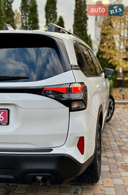 Внедорожник / Кроссовер Subaru Forester 2024 в 