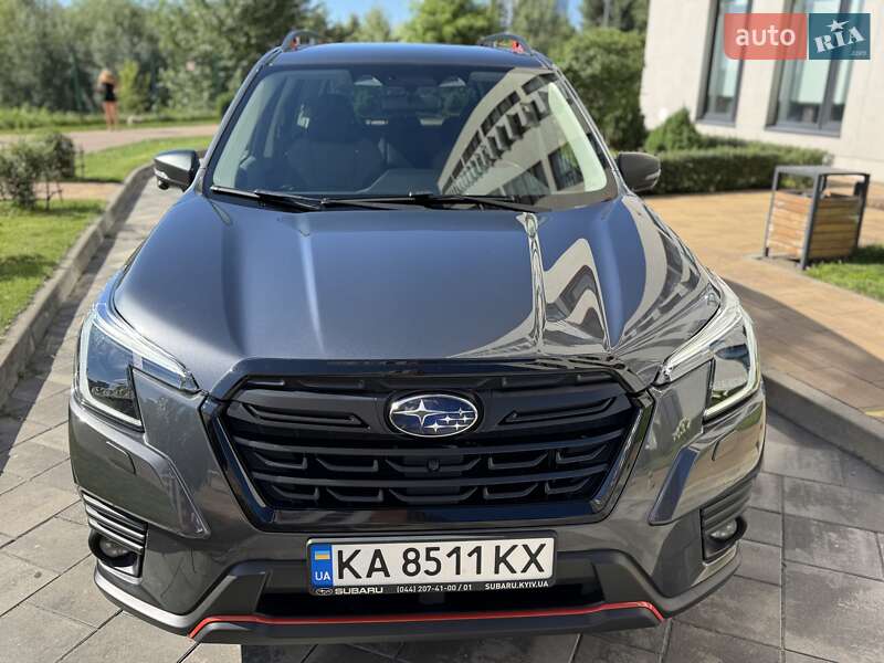 Внедорожник / Кроссовер Subaru Forester 2023 в Киеве