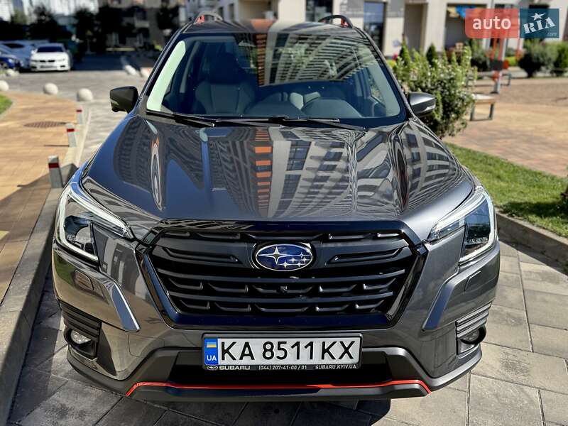 Внедорожник / Кроссовер Subaru Forester 2023 в Киеве