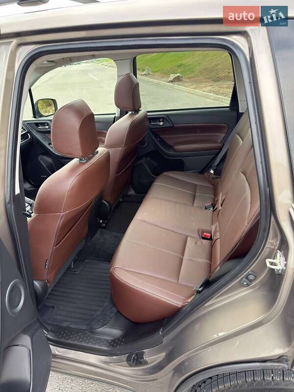 Позашляховик / Кросовер Subaru Forester 2017 в Дніпрі фото 21 Позашляховик / Кросовер Subaru Forester 2017 в Дніпрі