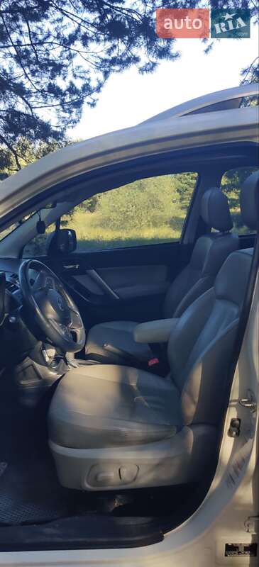 Позашляховик / Кросовер Subaru Forester 2013 в Дніпрі