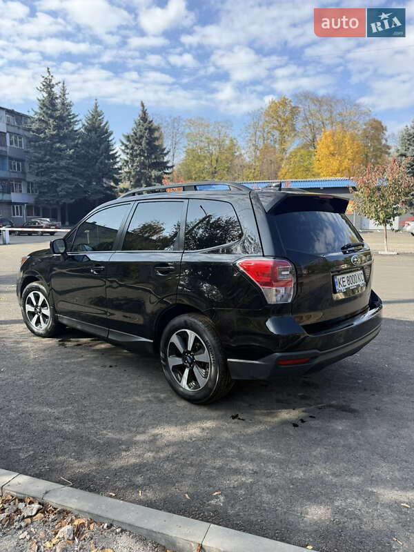 Позашляховик / Кросовер Subaru Forester 2018 в Дніпрі