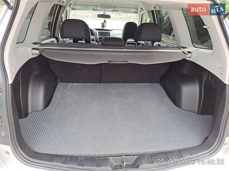 Внедорожник / Кроссовер Subaru Forester 2009 в Могилев-Подольске