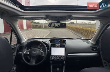 Позашляховик / Кросовер Subaru Forester 2014 в  фото 17 Позашляховик / Кросовер Subaru Forester 2014 в