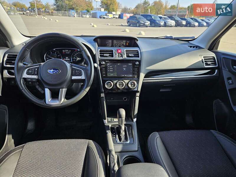 Внедорожник / Кроссовер Subaru Forester 2018 в Днепре