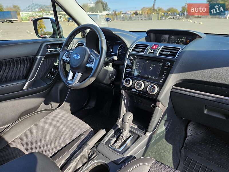 Внедорожник / Кроссовер Subaru Forester 2018 в Днепре