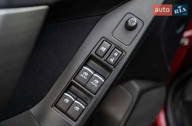 Позашляховик / Кросовер Subaru Forester 2017 в  фото 18 Позашляховик / Кросовер Subaru Forester 2017 в