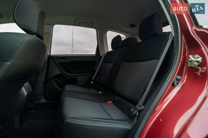 Позашляховик / Кросовер Subaru Forester 2017 в Києві