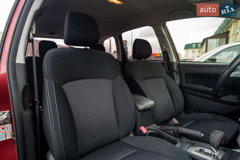 Позашляховик / Кросовер Subaru Forester 2017 в Києві