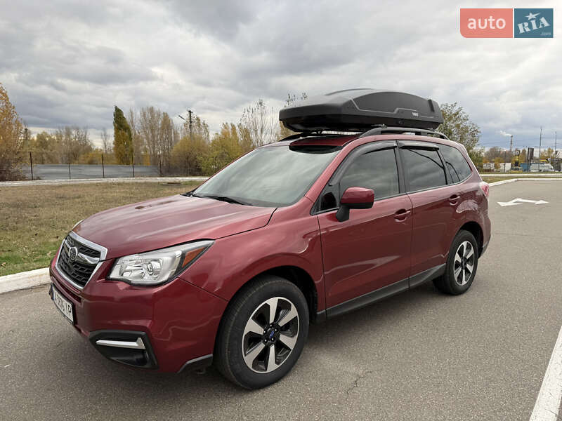 Внедорожник / Кроссовер Subaru Forester 2016 в Киеве
