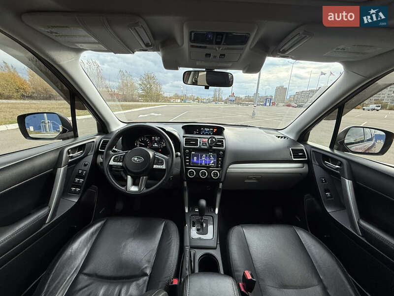 Внедорожник / Кроссовер Subaru Forester 2016 в Киеве