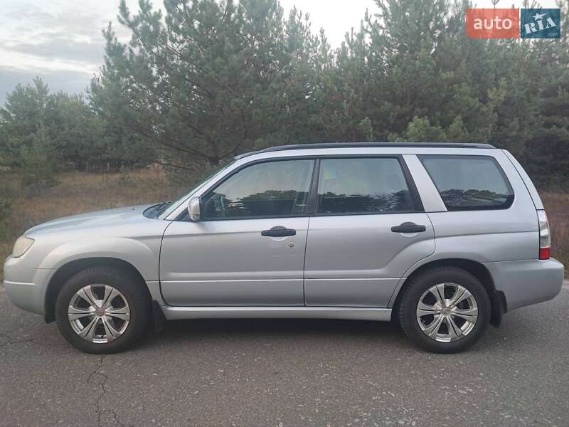 Внедорожник / Кроссовер Subaru Forester 2006 в Киеве