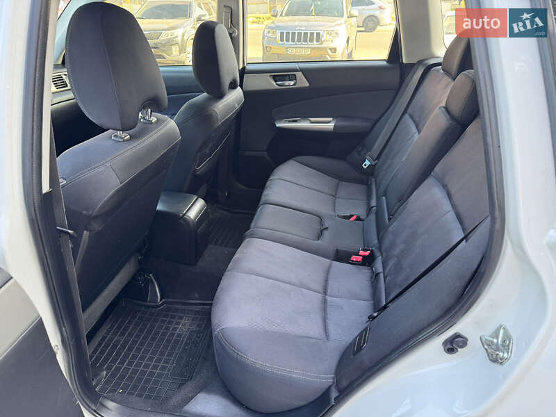 Позашляховик / Кросовер Subaru Forester 2010 в Чернігові фото 10 Позашляховик / Кросовер Subaru Forester 2010 в Чернігові