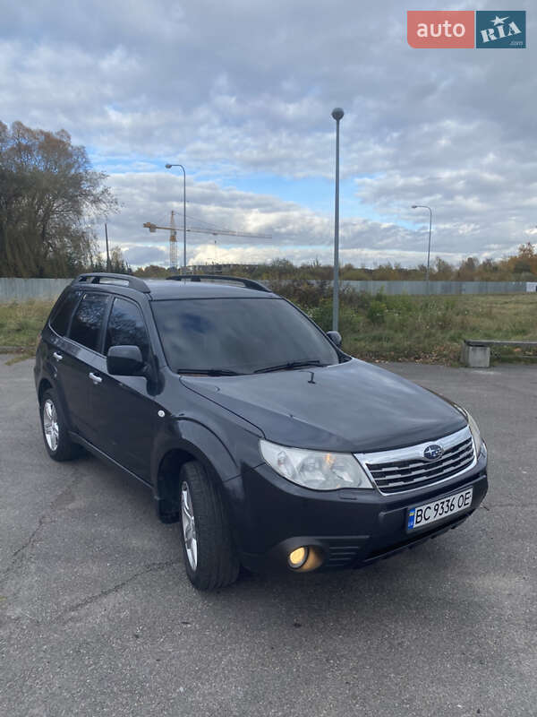 Позашляховик / Кросовер Subaru Forester 2008 в Львові