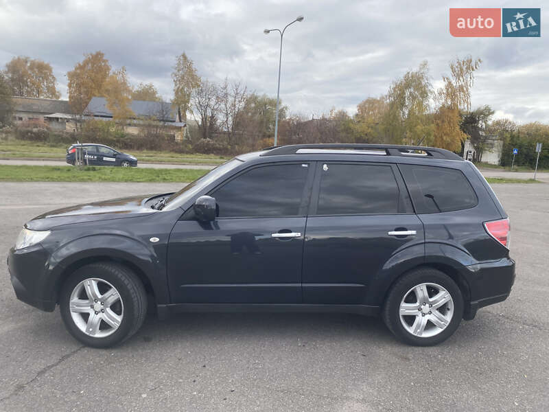 Позашляховик / Кросовер Subaru Forester 2008 в Львові