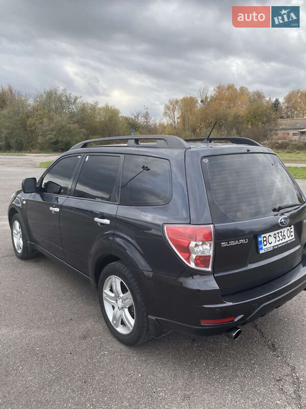Позашляховик / Кросовер Subaru Forester 2008 в Львові