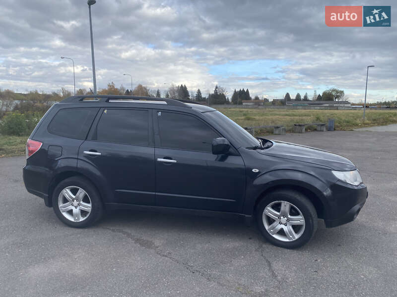 Позашляховик / Кросовер Subaru Forester 2008 в Львові