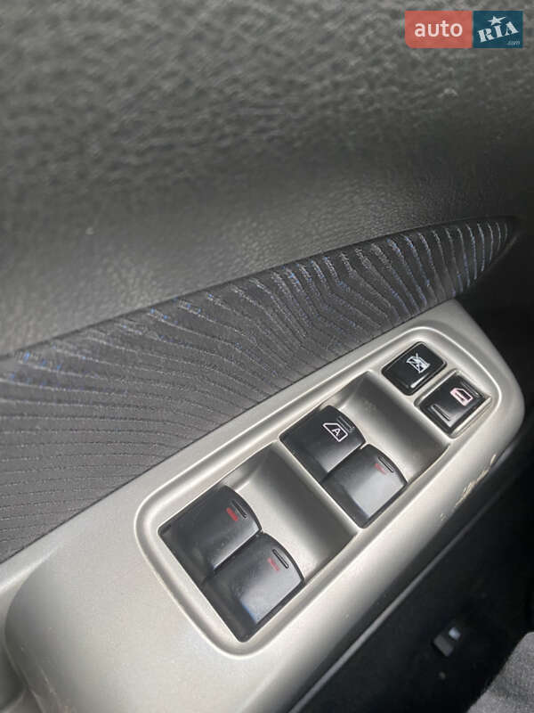 Позашляховик / Кросовер Subaru Forester 2008 в Львові