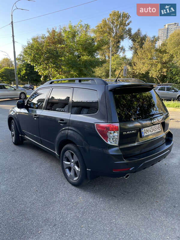 Внедорожник / Кроссовер Subaru Forester 2008 в Киеве