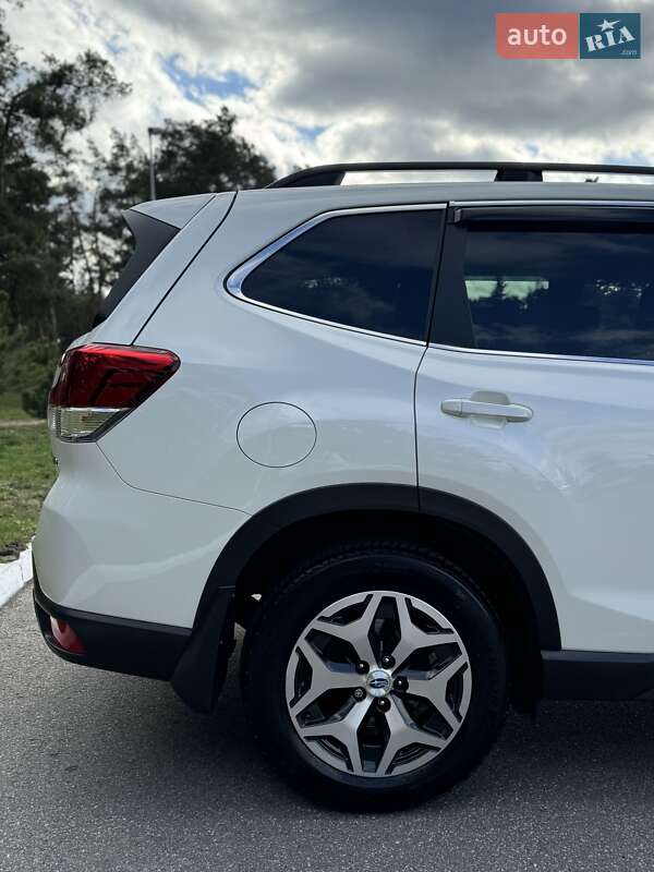 Позашляховик / Кросовер Subaru Forester 2019 в Києві фото 25 Позашляховик / Кросовер Subaru Forester 2019 в Києві