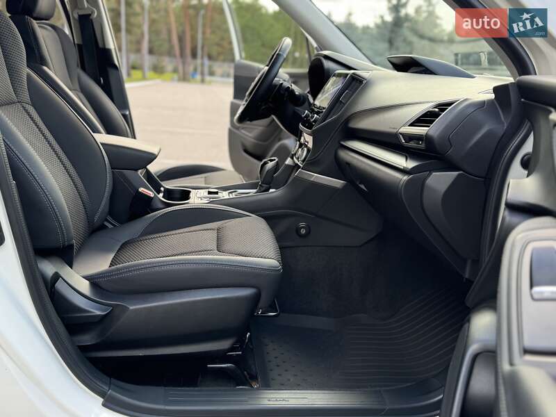 Позашляховик / Кросовер Subaru Forester 2019 в Києві фото 74 Позашляховик / Кросовер Subaru Forester 2019 в Києві