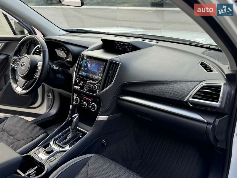 Позашляховик / Кросовер Subaru Forester 2019 в Києві фото 79 Позашляховик / Кросовер Subaru Forester 2019 в Києві