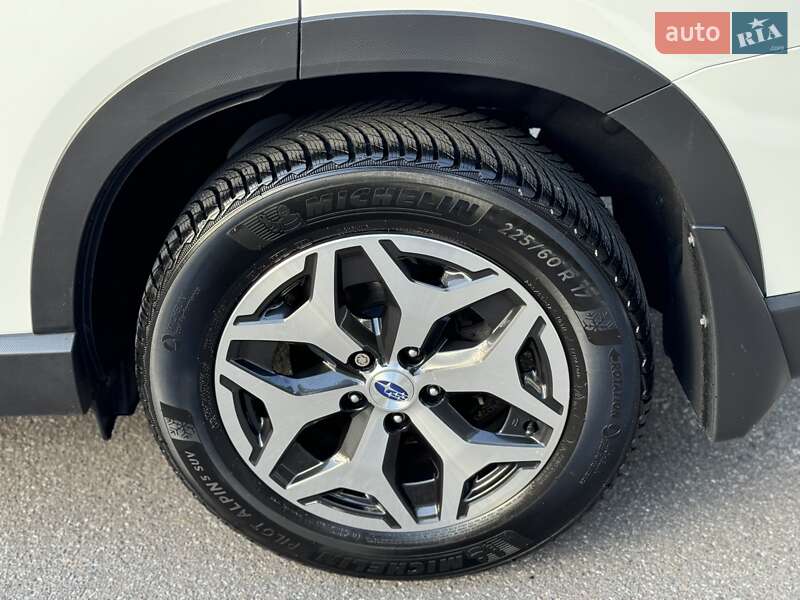 Позашляховик / Кросовер Subaru Forester 2019 в Києві фото 29 Позашляховик / Кросовер Subaru Forester 2019 в Києві
