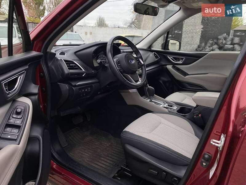 Позашляховик / Кросовер Subaru Forester 2020 в Дніпрі