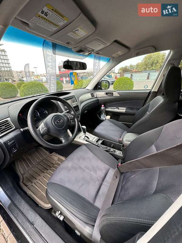 Позашляховик / Кросовер Subaru Forester 2010 в Львові