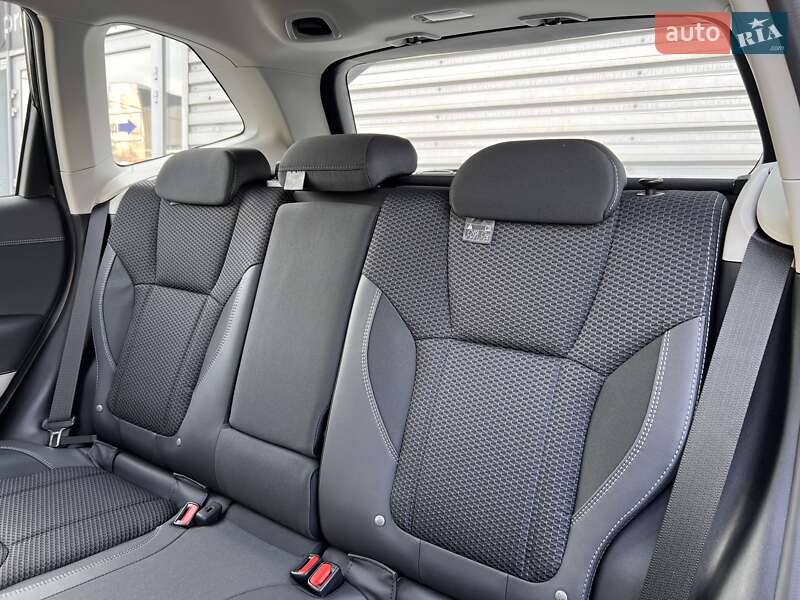 Внедорожник / Кроссовер Subaru Forester 2024 в Киеве