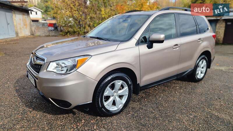 Внедорожник / Кроссовер Subaru Forester 2014 в Киеве