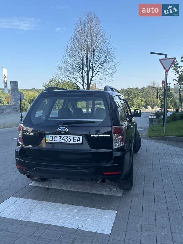 Позашляховик / Кросовер Subaru Forester 2008 в Львові