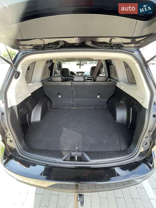 Внедорожник / Кроссовер Subaru Forester 2015 в Умани фото 3 Внедорожник / Кроссовер Subaru Forester 2015 в Умани