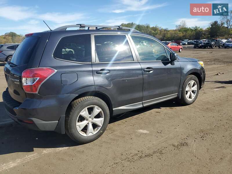 Внедорожник / Кроссовер Subaru Forester 2015 в Львове