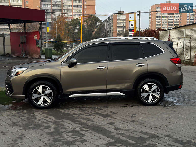 Внедорожник / Кроссовер Subaru Forester 2019 в Харькове