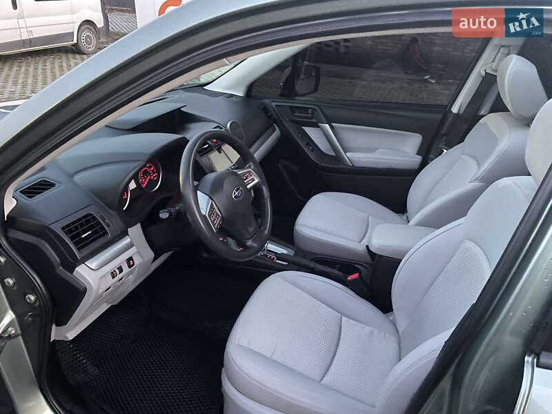 Внедорожник / Кроссовер Subaru Forester 2013 в Хмельницком